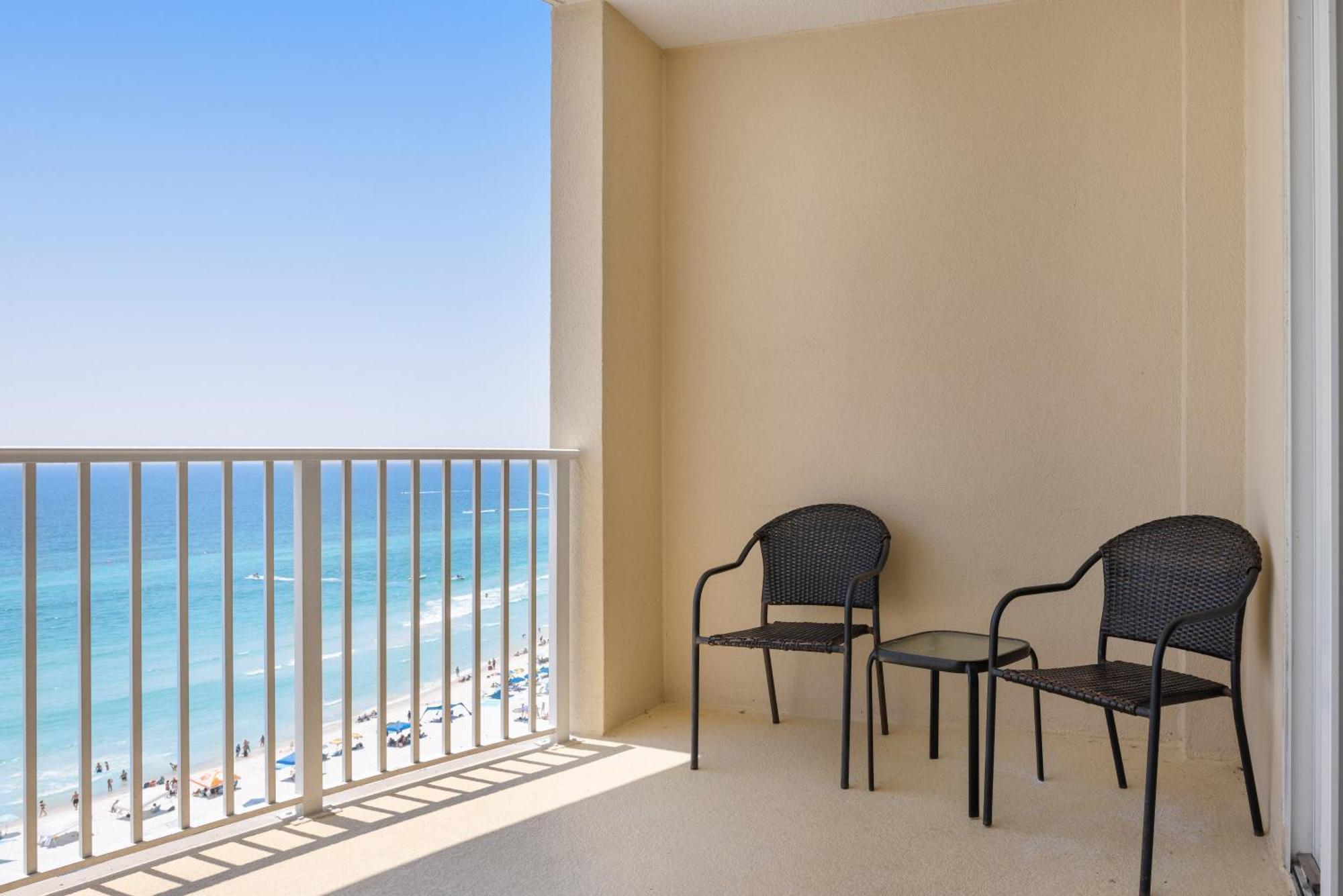 Parking Included-Beachfront 2Bd Ocean Villa! Gorgeous Amenities, Private Complex بنما سيتي بيتش المظهر الخارجي الصورة